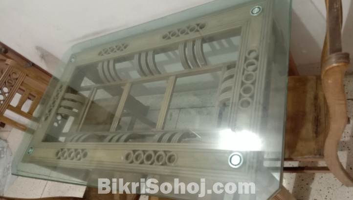 Segun Wood Dining table